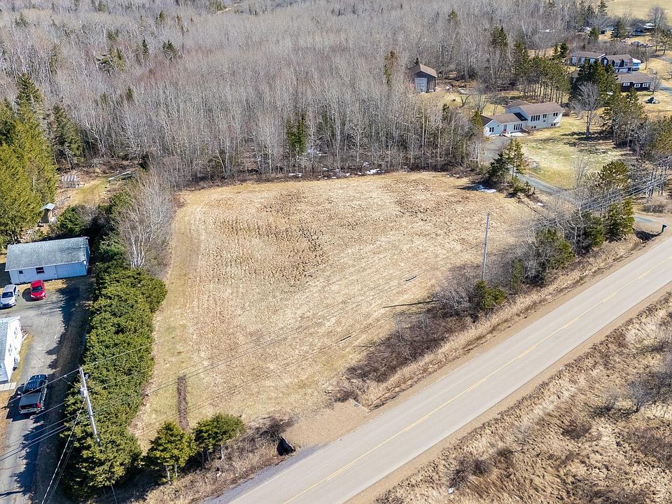 1st image of Pomquet Rd