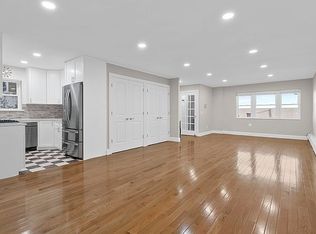 40-16 31st Ave #6, Astoria, NY 11103