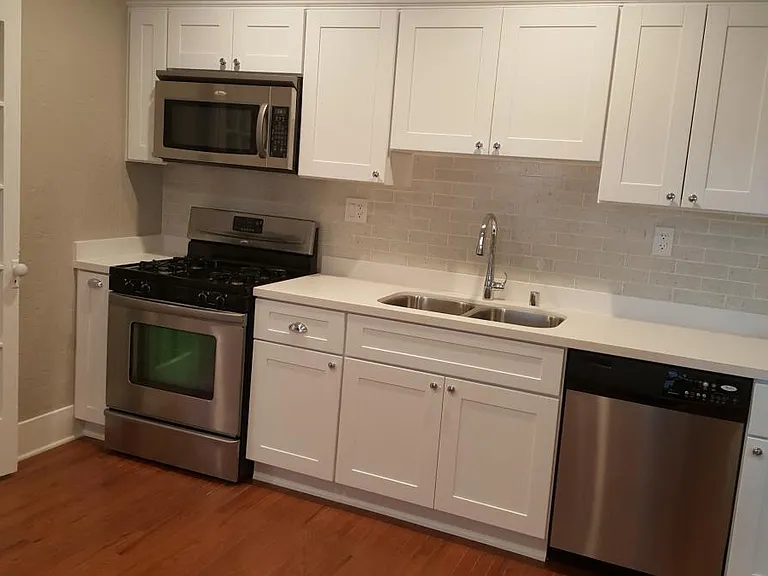 7531 Fountain Ave — Photo 2