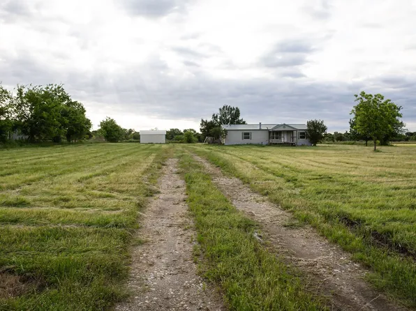 989 Vz County Road 3434, Wills Point, TX 75169