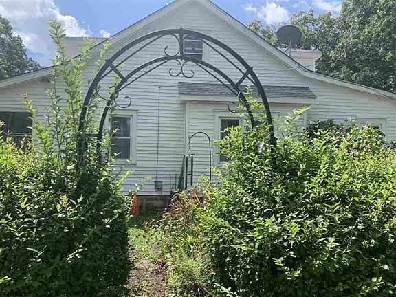 4th image of 1103 1st St
