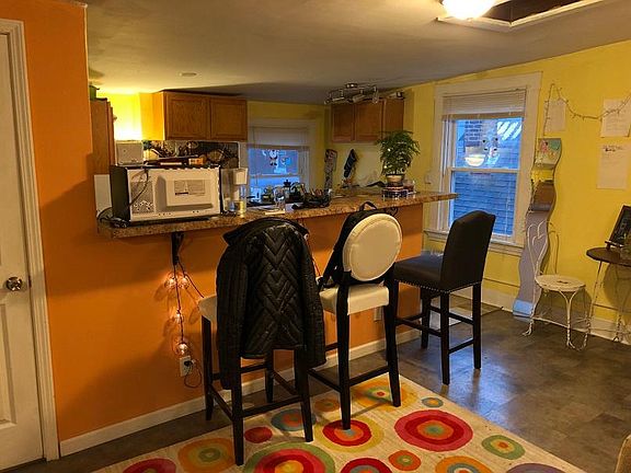 3rd image of 2324 Stratford Ave APT 3