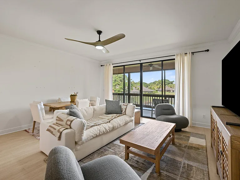 11842 Pebblewood Dr #202 — Photo 5