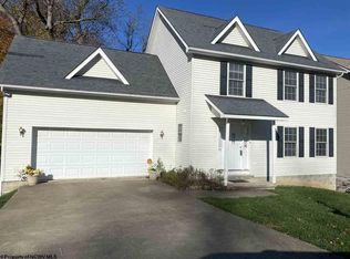 92 Antietam Dr, Morgantown, WV 26508