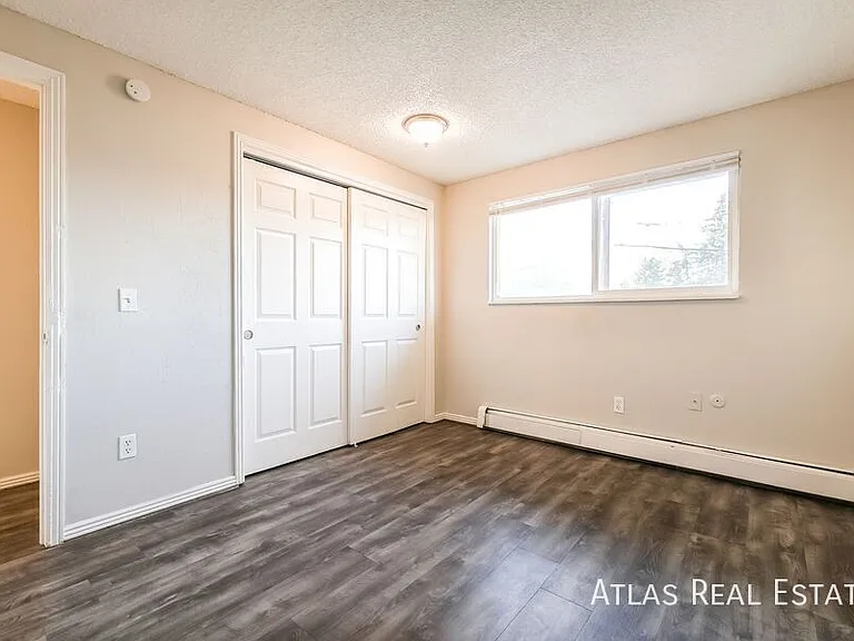 920 Bishop Ct #A — Photo 10
