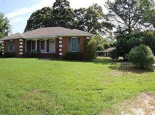 260 Lakeshore Dr, Warner Robins, GA 31088