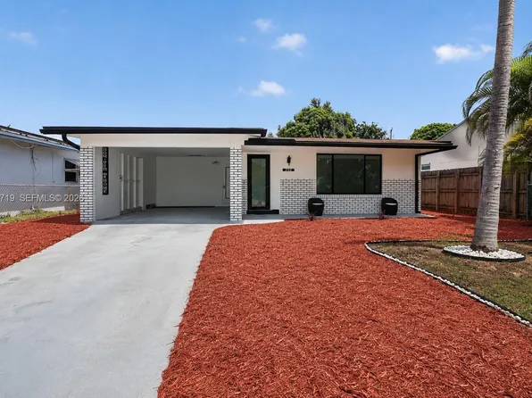 258 SW 8th St, Dania Beach, FL 33004
