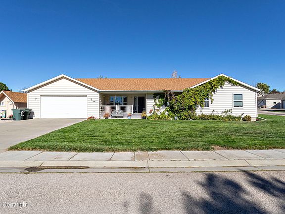 4th image of 1202 Middle Fork Dr