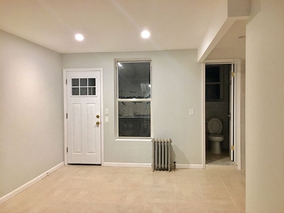 2nd image of 2020 W 4th St #1FL