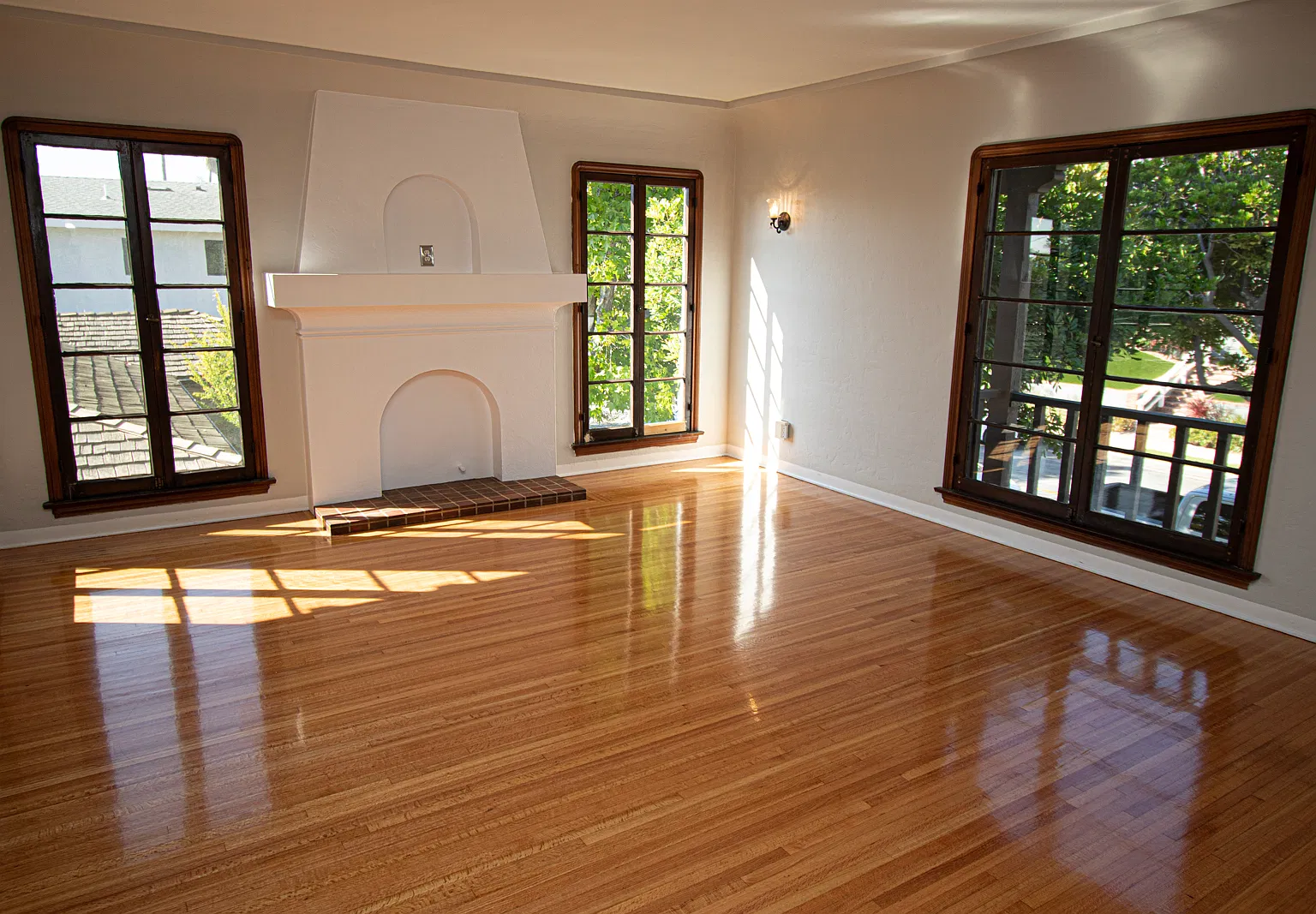 2 bed, 1200 sqft, $3,795 — Photo 2