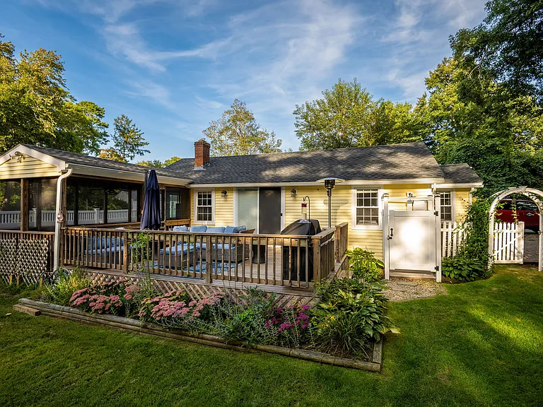 218 Roxy Cahoon Rd — Photo 28