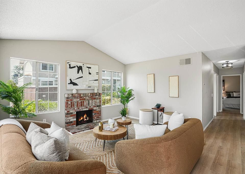 1st image of 231 Riverview Way