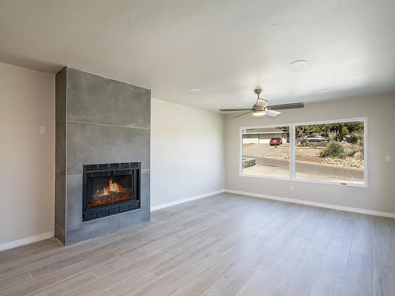 4010 Bancroft Dr #1 — Photo 29