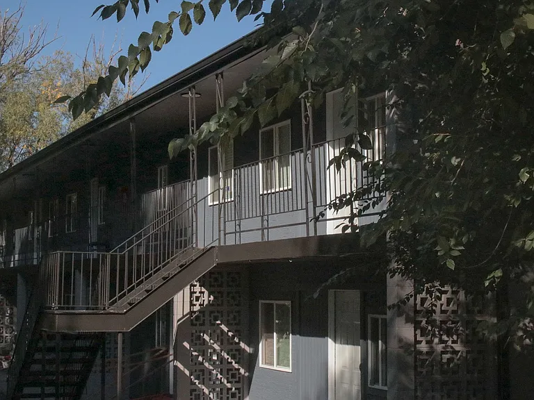 916 N Prospect St — Photo 12