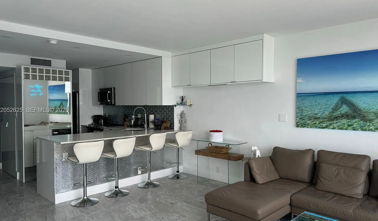 Mirador 1000 Condo — Photo 4