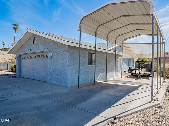 3rd image of 360 Stallion Ln