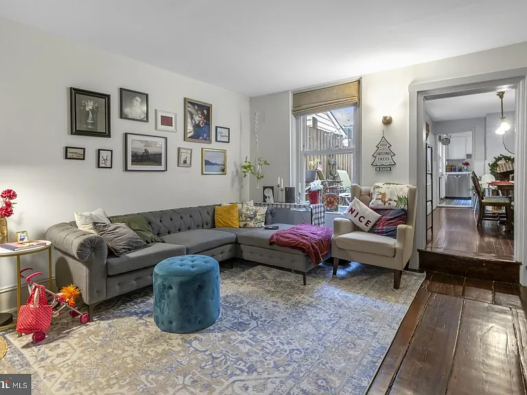 132 Elfreths Aly — Photo 3