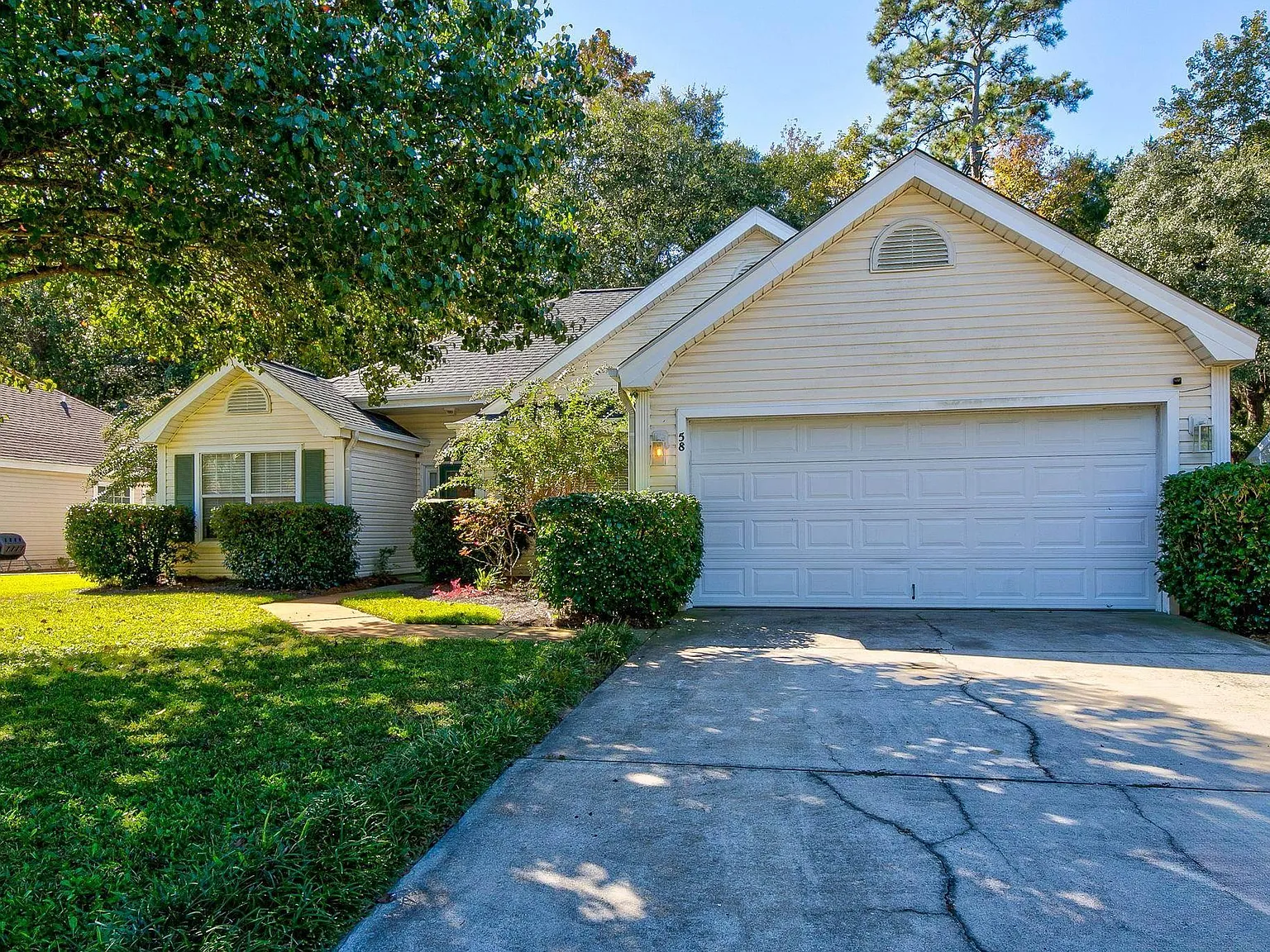3 bed, 1619 sqft, $3,000 — Photo 2