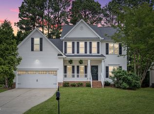 102 Dumont Ct, Apex, NC 27502