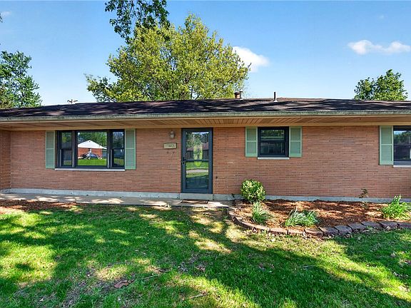 5th image of 3015 Vale Dr