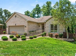 377 Saint Andrews Rd, Brandenburg, KY 40108