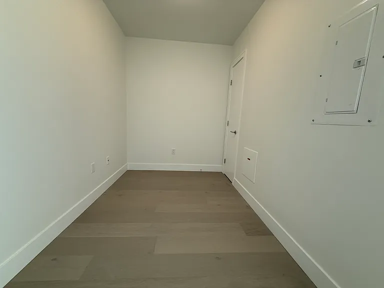1342 Johnston Rd #207 — Photo 6