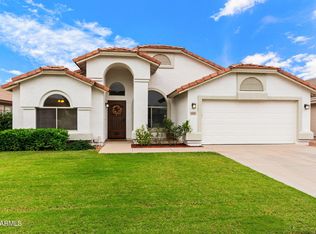 2243 E Willow Wick Rd, Gilbert, AZ 85296