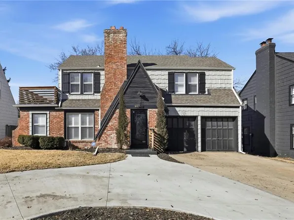 6928 Wornall Rd, Kansas City, MO 64113