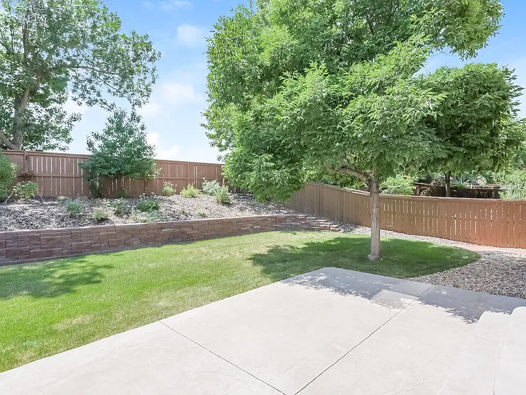 10319 Woodrose Ln — Photo 17