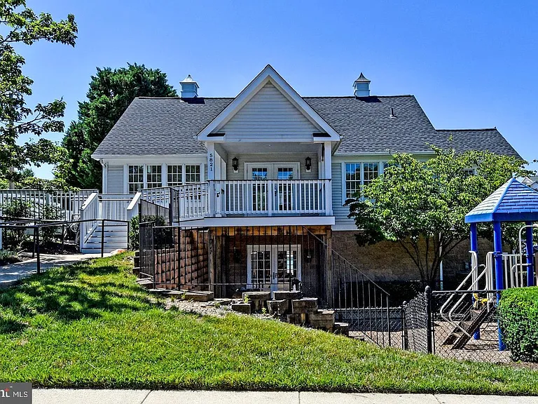 5909 Founders Hill Dr #202 — Photo 40