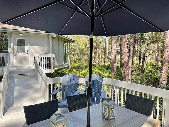 5th image of 2031 Deer Island Rd