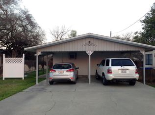 1211 N Middleton St, Hanford, CA 93230