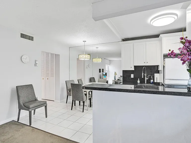 1481 Ocean Blvd #339D — Photo 6