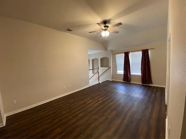 8811 Glen Canyon Dr — Photo 12