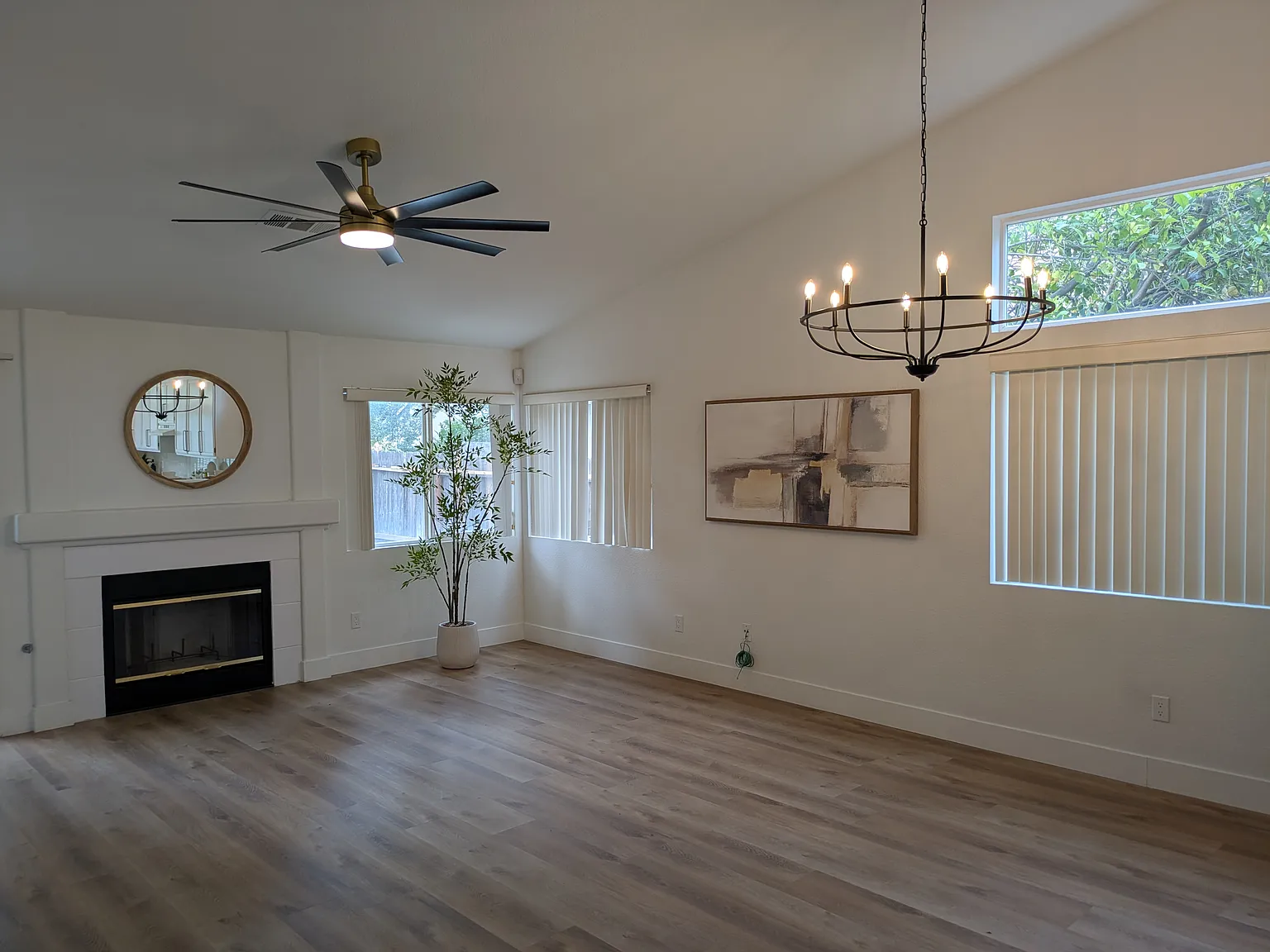3 bed, 1487 sqft, $2,400 — Photo 3