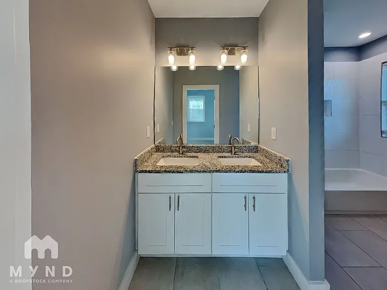 629 Windsor St SW — Photo 10