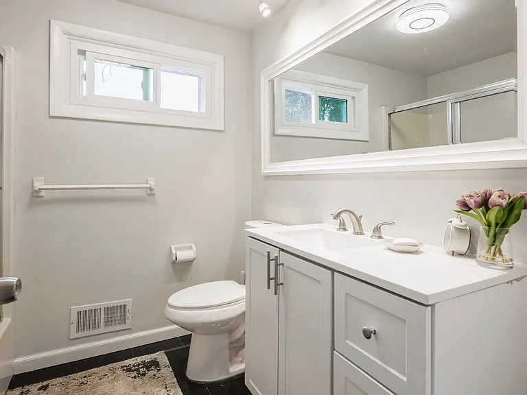 148 Chestnut Hill Dr — Photo 9