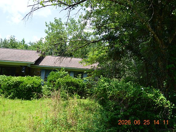 2nd image of 871 Donivan Rd