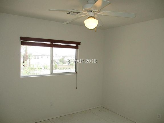 5th image of 608 Haltwhistle Ct