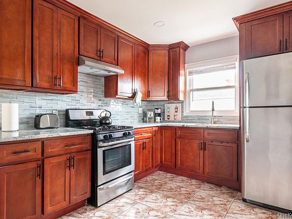 3rd image of 14641 224th St #2