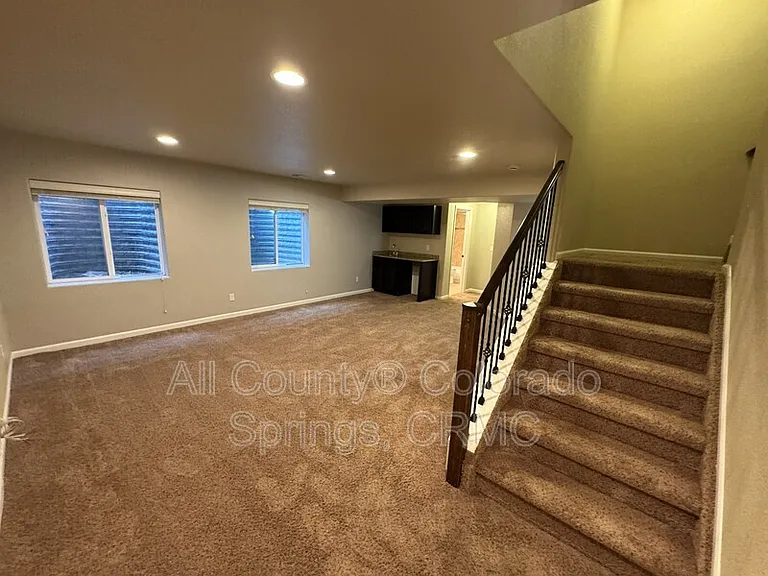 10394 Abrams Dr — Photo 32