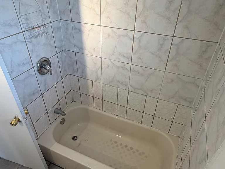 536 North Cir #4 — Photo 21