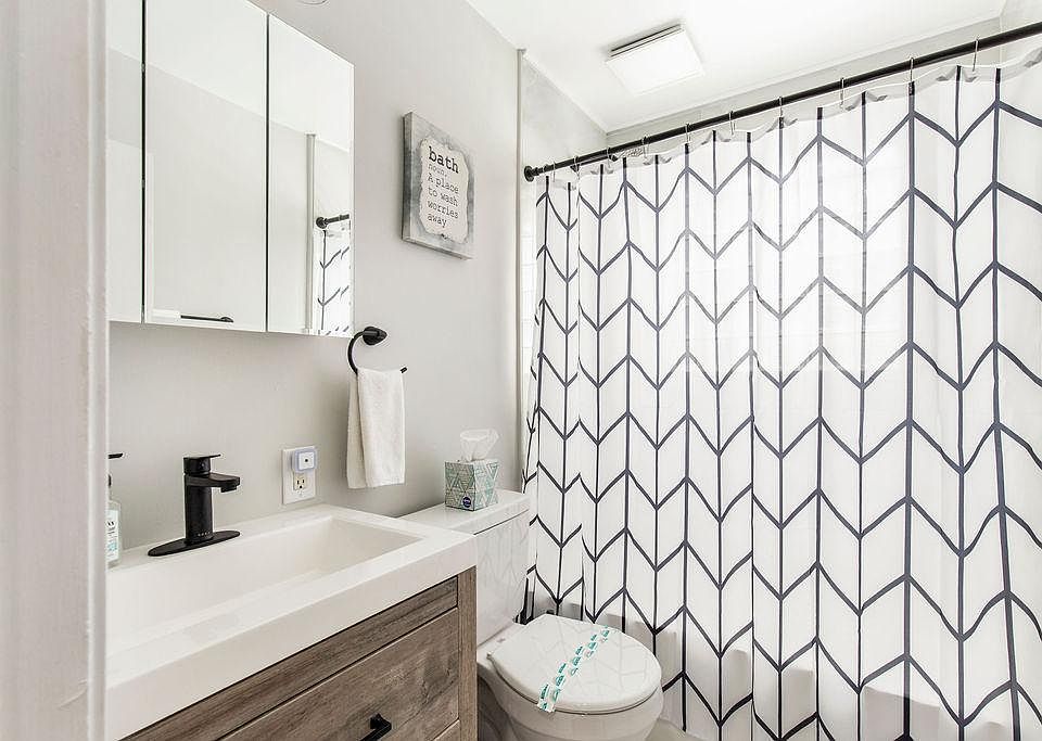 2024 Rowland Ave, photo 7
