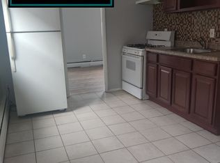 903 E Cliveden St, Philadelphia, PA 19119