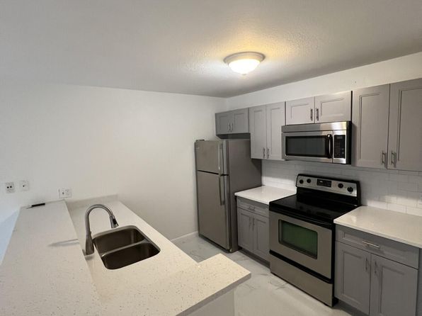 1845 Palm Cove Blvd #8-103