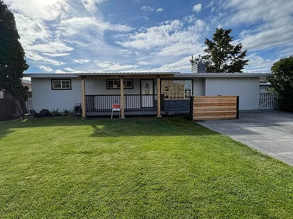 1724 W Crouse St, Moses Lake, WA 98837