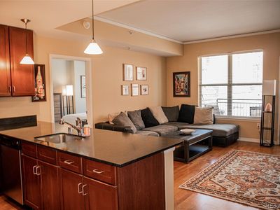 1975 N Grant St UNIT 213, Denver, CO, 80203