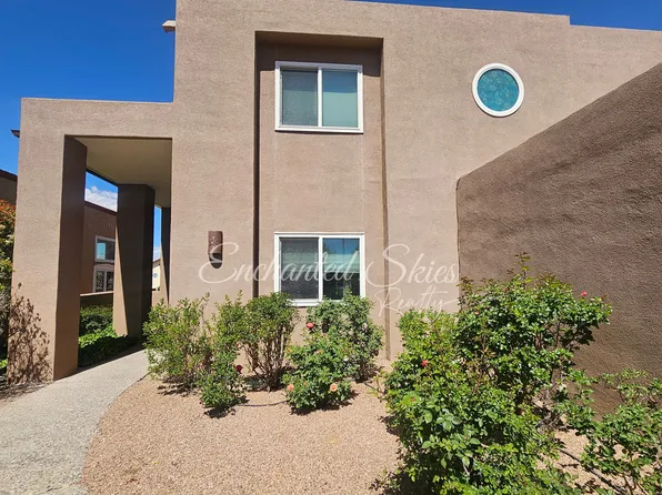 9551 Giddings Ave NE, Albuquerque, NM 87109