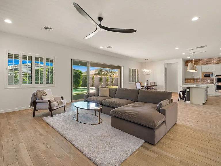 2083 S Emerson St — Photo 25