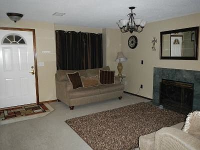 3rd image of 16519 NE 29th St